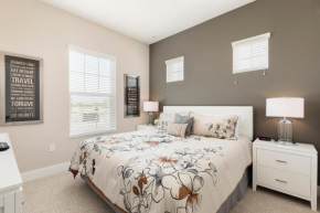 5 BR 6 Full BA Deluxe Villa 5min to Disney with BBQ Hot Tub